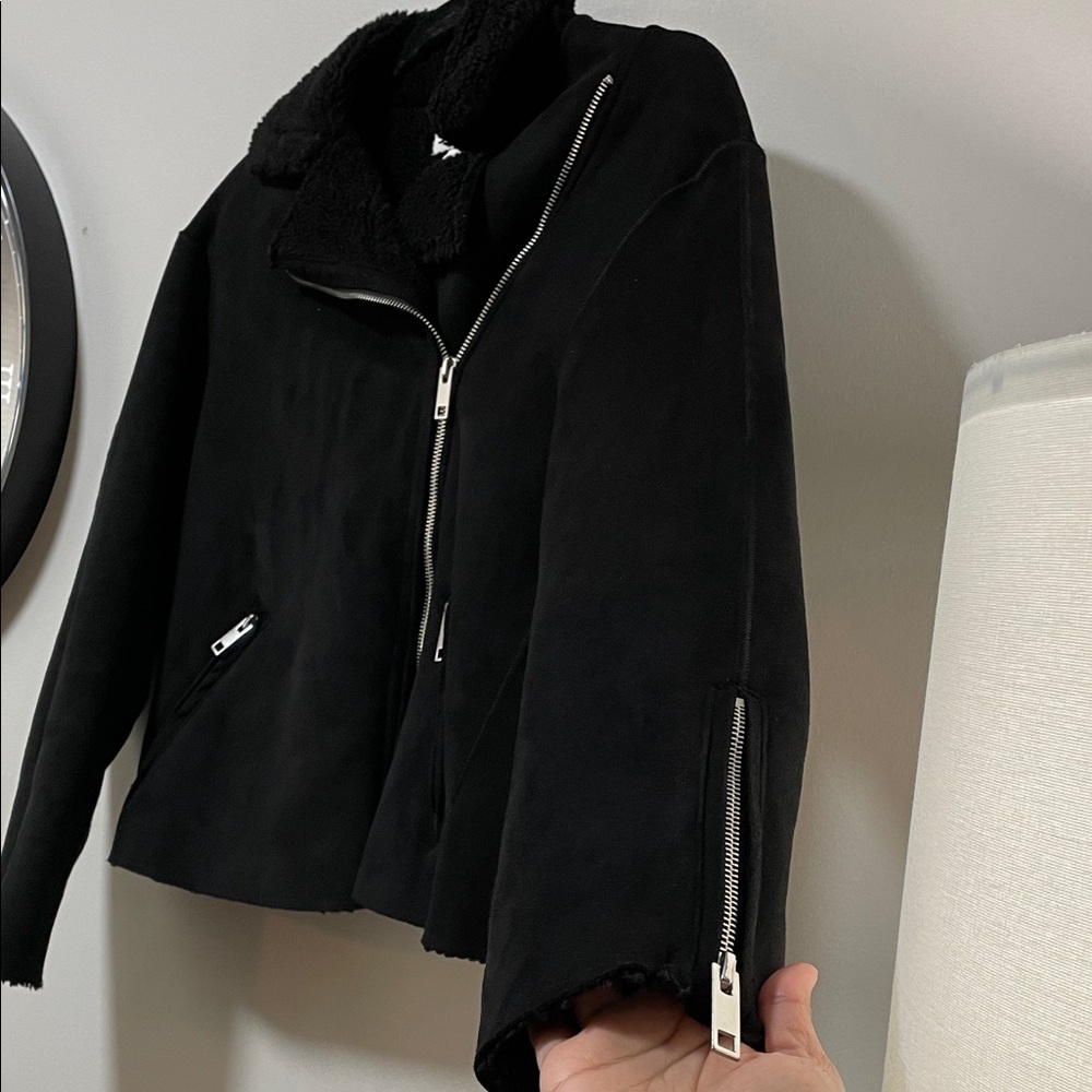 Sold❤️H&M Black Faux suede moto Jacket for Women with sherpa lining - Picture 5 of 16